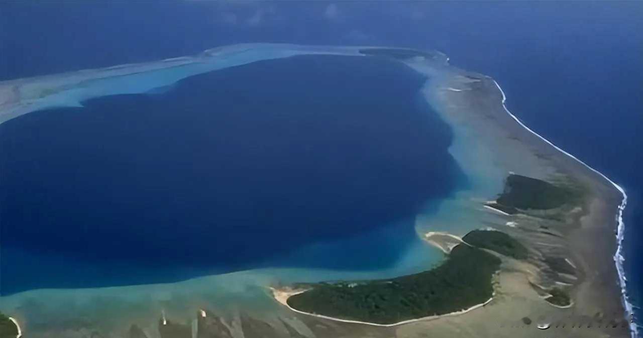 援助菲律宾吃亏了吗？发现没有，菲律宾彻底没救了，台风肆虐，咱们本着人道主义精