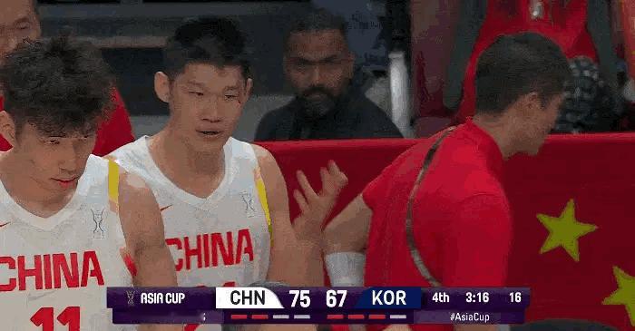 CBA部分球员家庭背景，只有一个胡金秋是农民家庭出身？周琦：父母在年轻时均为职业