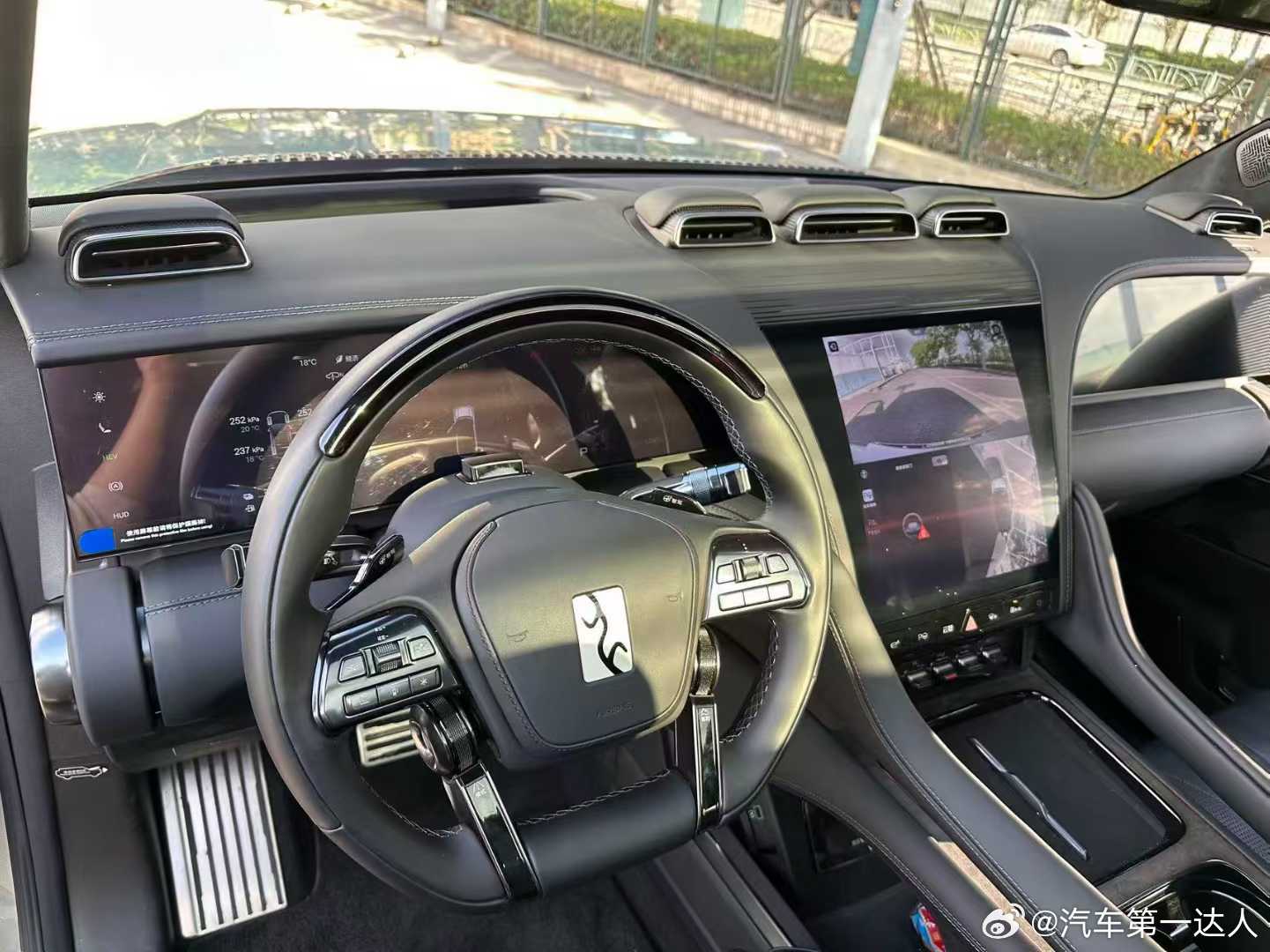 仰望U8豪华版寻伯乐、25年落户、行驶12000多公里​​​
