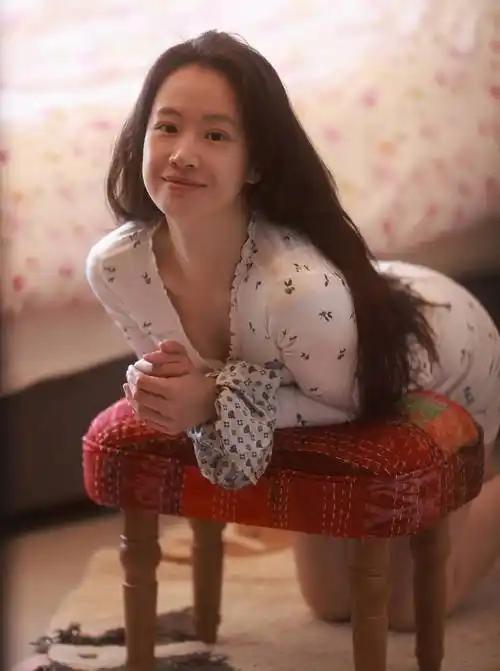 谭松韵美吗？陪老婆追剧，看了几集《兰香如故》，越发觉得：男人和女人之间，审