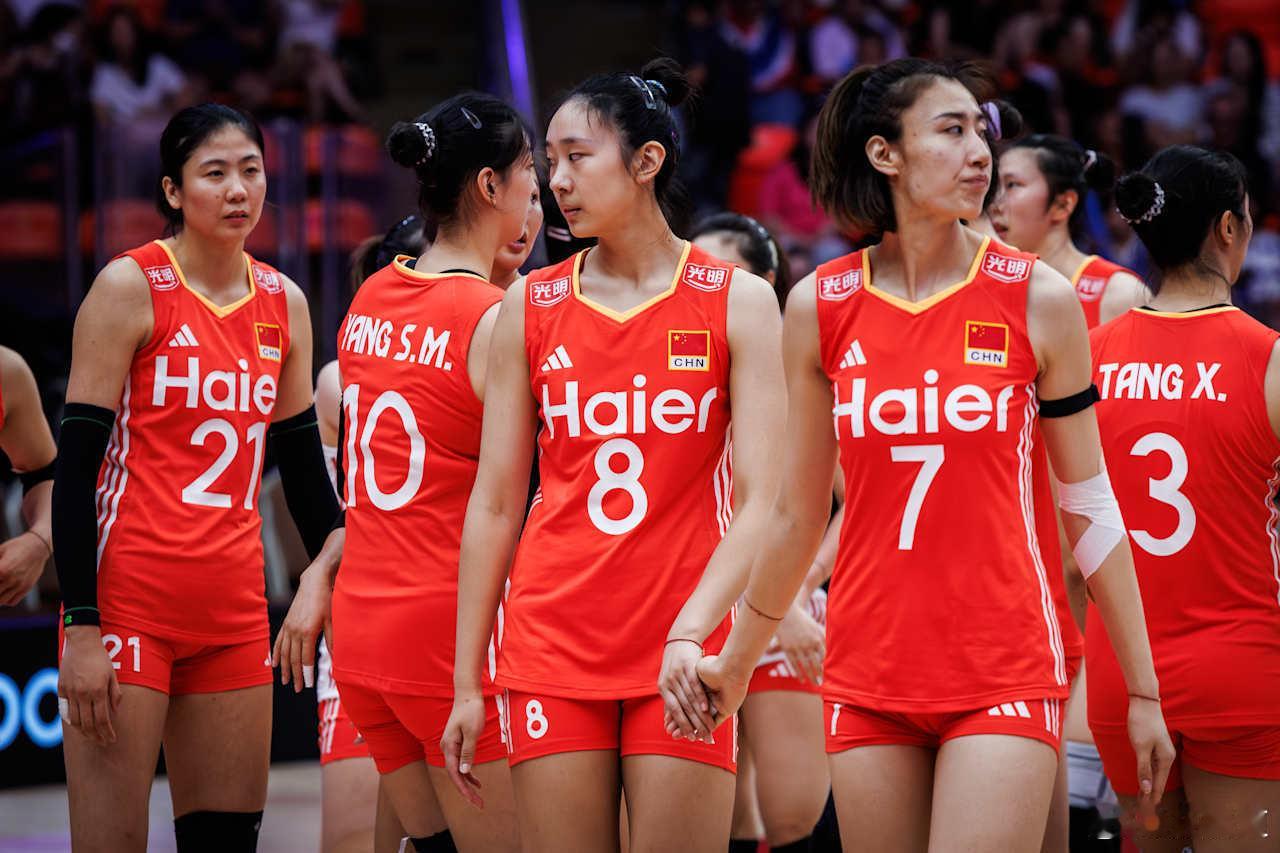 国际排坛动态2025女排世锦赛9-32名排位9.中国​​(China)​​