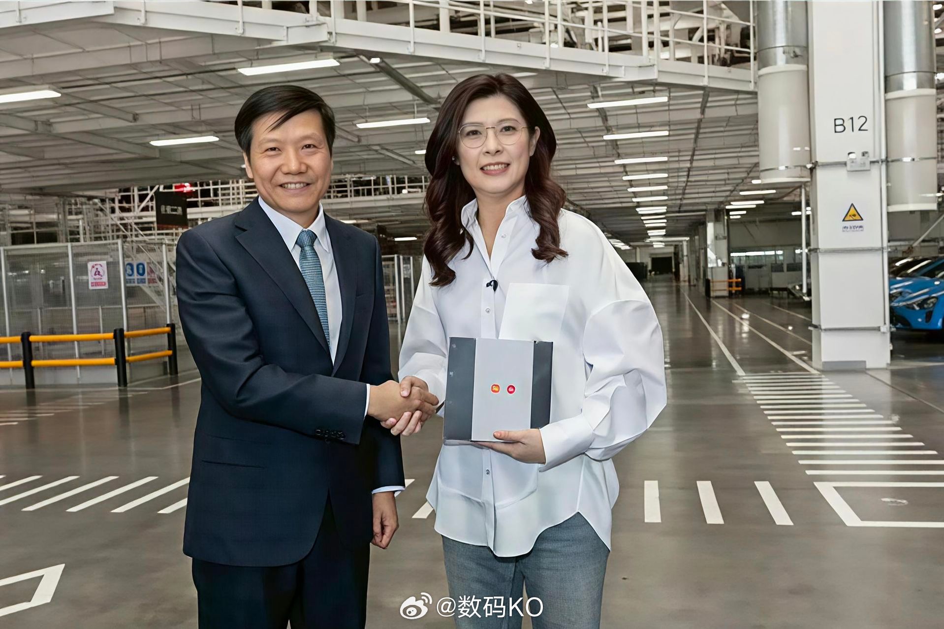 这样下场带节奏的，我感觉官方都可以处理了。