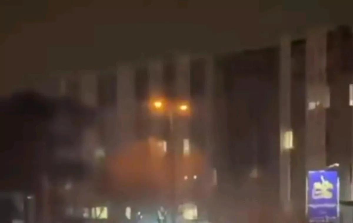 《耶路撒冷邮报》报道，当地时间2日，一段发布在社媒的视频显示，正在伊朗首都德黑兰