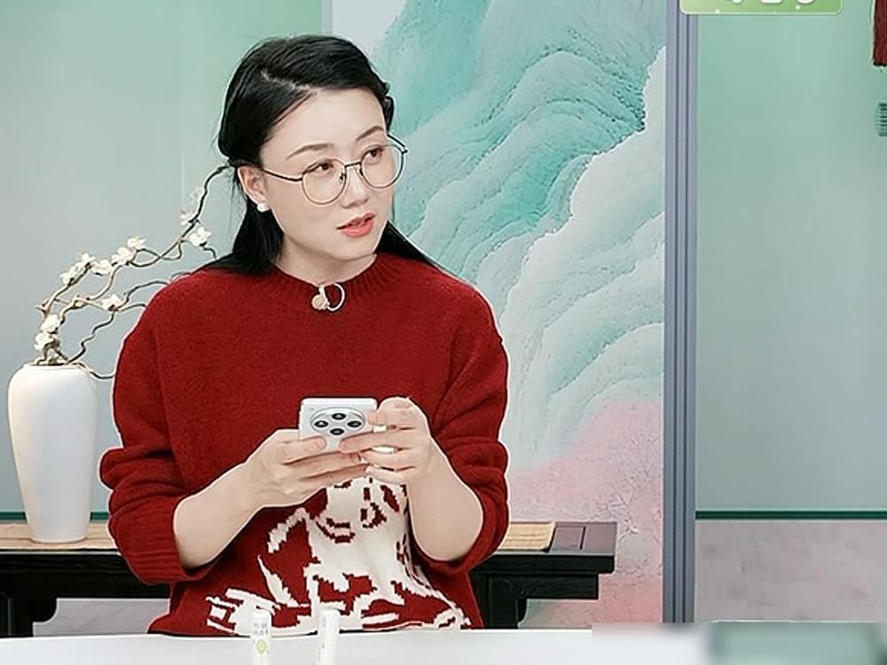 我要笑晕在与辉同行直播间了🤣评论区有个朋友问：宇辉去哪里了啊？简单复盘