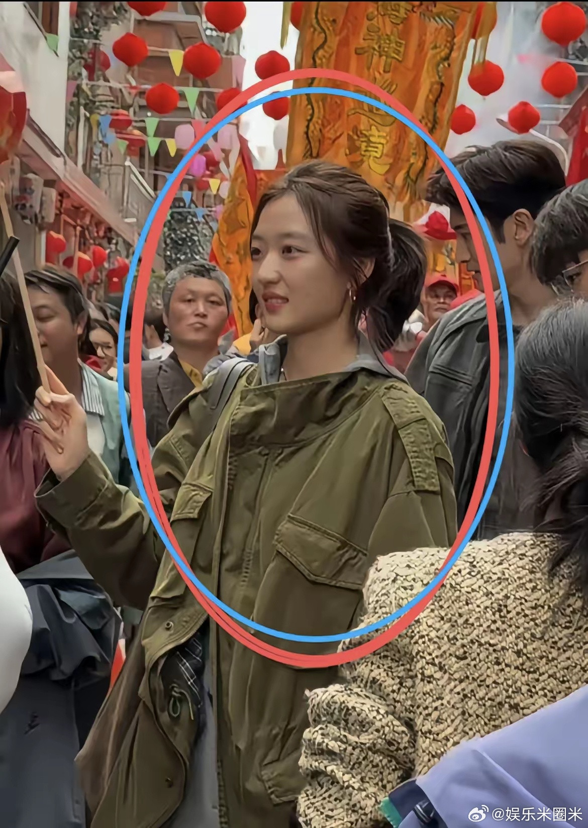 孙千，真的是天然的美，所以，她有时候一上妆，就反而没有那个味道了，就真的是会被化