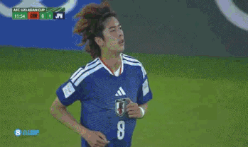 U23亚洲杯决赛：中国队0比4日本队上半场这两个丢球，对守门员李昊来说也实属