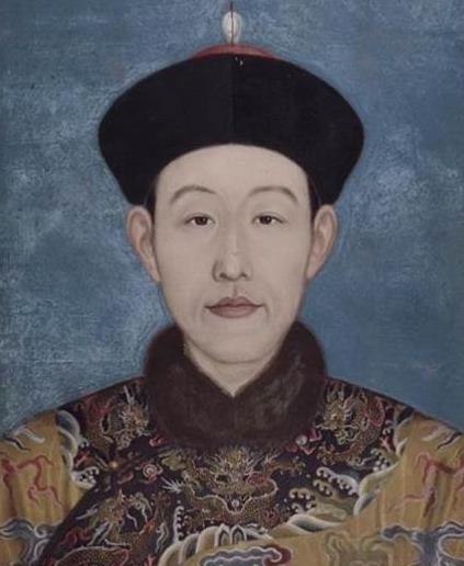 乾隆皇帝特别喜欢把自己儿子过继给已经绝嗣的叔叔们，永珹被过继给绝嗣的履亲王允祹为