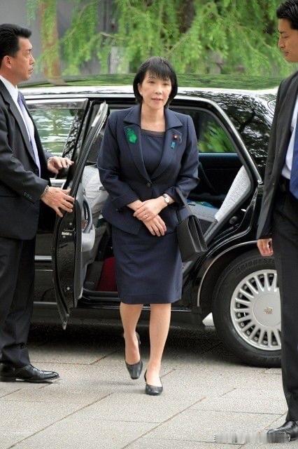 日本首相候选人突然改口：若当选不再“拜鬼”，这能信吗？自民党总裁选举电视讨论