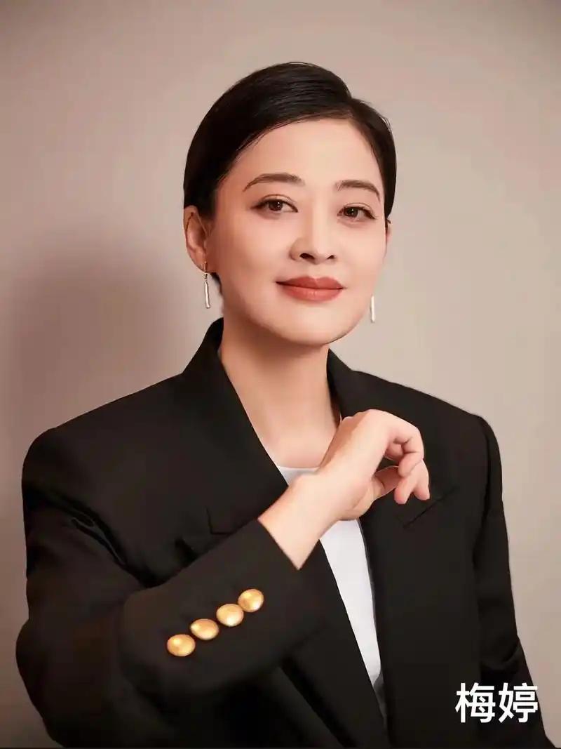 这个世界我最想不通的人，就是梅婷了 你说梅婷长相一般，不漂亮不惊艳，可就凭着