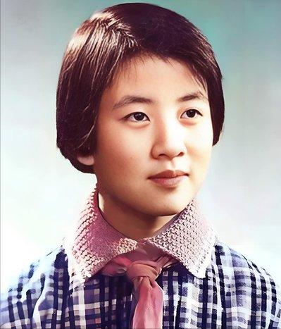 2017年12月，黄帅静静地离开了人世，没有留下只言片语，她把一切都交给了时间，