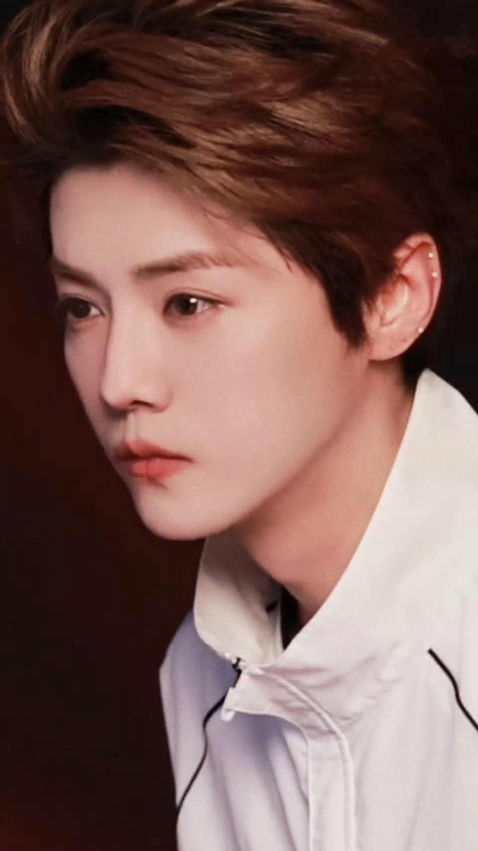 别人宣代言是大家慢慢挑鹿晗宣代言是你但凡犹豫不定下一秒就没货了茵宝全平台好几个款