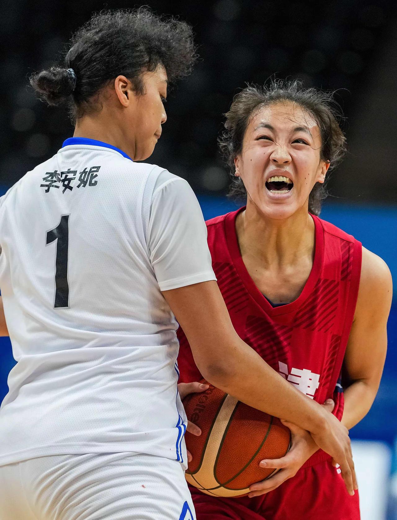 今天太多了，共16场女篮比赛😂！全运会U18女篮进入淘汰赛阶段。13:3