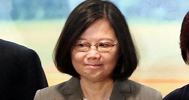 说实话，统一台湾最大的“绊脚石”，真不是老美在背后搞鬼，也不是那些喊“台独”的跳