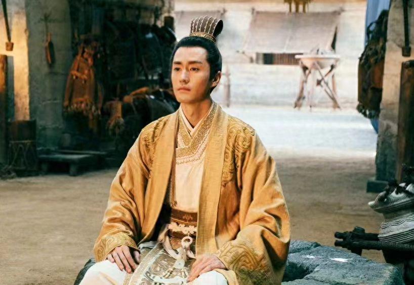 周文王姬昌立周武王姬发为继承人，是嫡长子伯邑考早逝，还是周文王废长立幼，还是周武