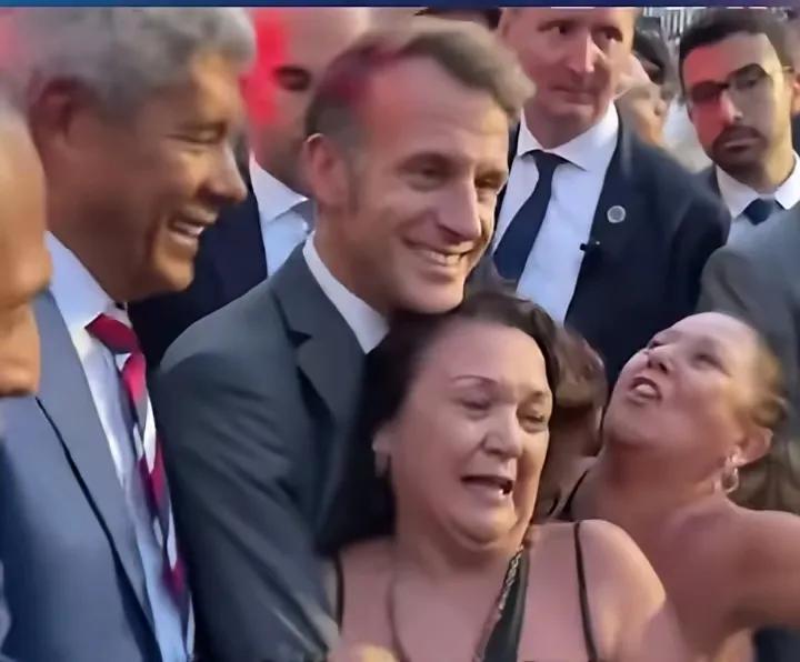 马克龙这次访问巴西，那场面简直太热闹了！据法国BFMTV报道，11月6日他在巴西