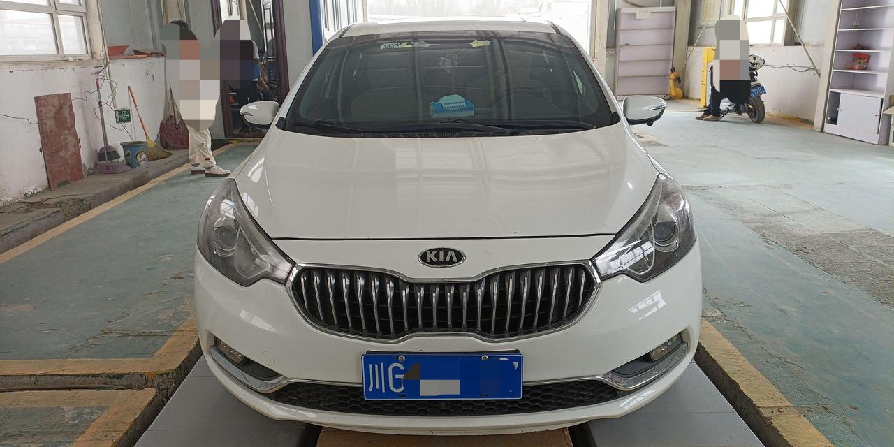 一个月销量只有500多辆，起亚K3降到6万也卖不动了！前两天帮粉丝验了一台K3