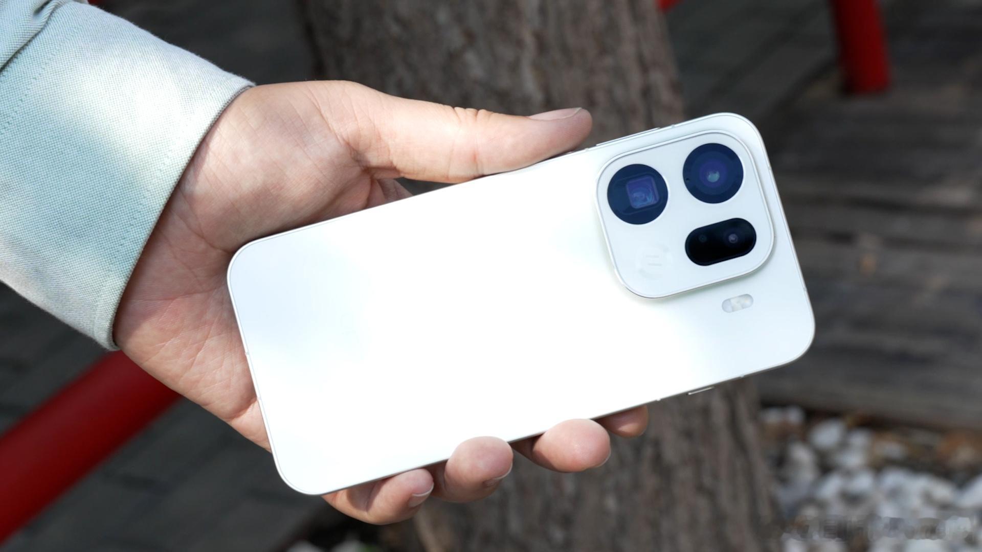 体验X9的过程中，我真感觉绿厂设计都是强迫症，细节控！这细节扣得...好舒服！O