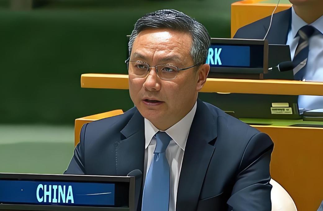 联合国高官连秀四国语言，唯独漏掉中文，孙磊没发火，一句话比愤怒更有力量这是