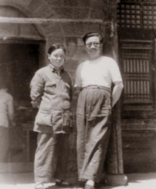 1931年4月，顾顺章叛变，李克农得到消息后，来不及通知妻子赵瑛，便让交通员去报