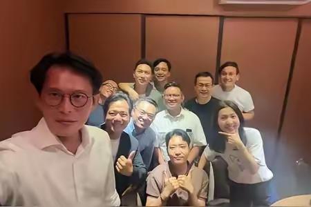 徐巧芯等八蓝委被黄国昌“钓鱼”了。饭局大家本来只是私下叙聊，没想到黄国昌主动