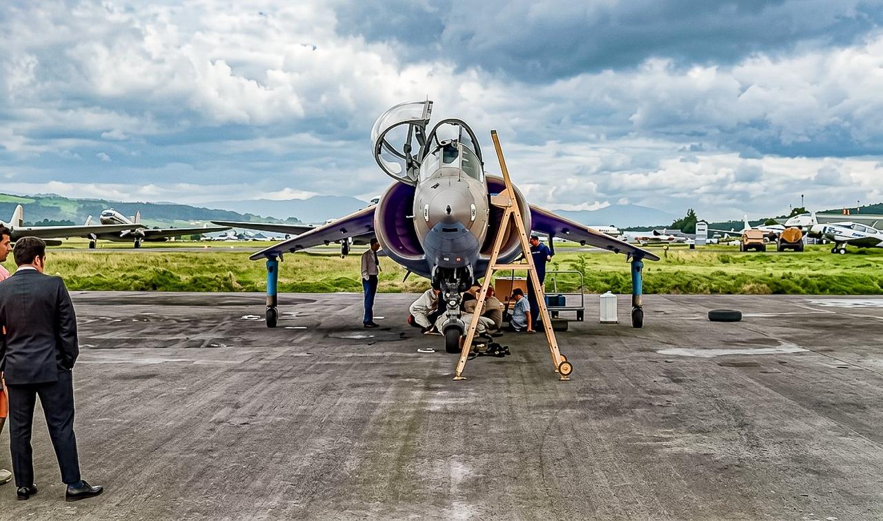 1973年，传奇的HawkerSiddeleyHarrierMk.52（霍