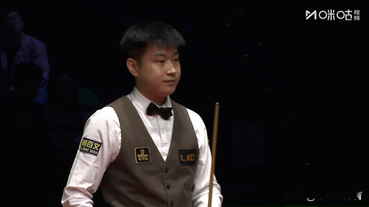 赵心童10-6战胜张安夺得斯诺克世界大奖赛冠军！如愿以偿！五杆破百，实至名归！