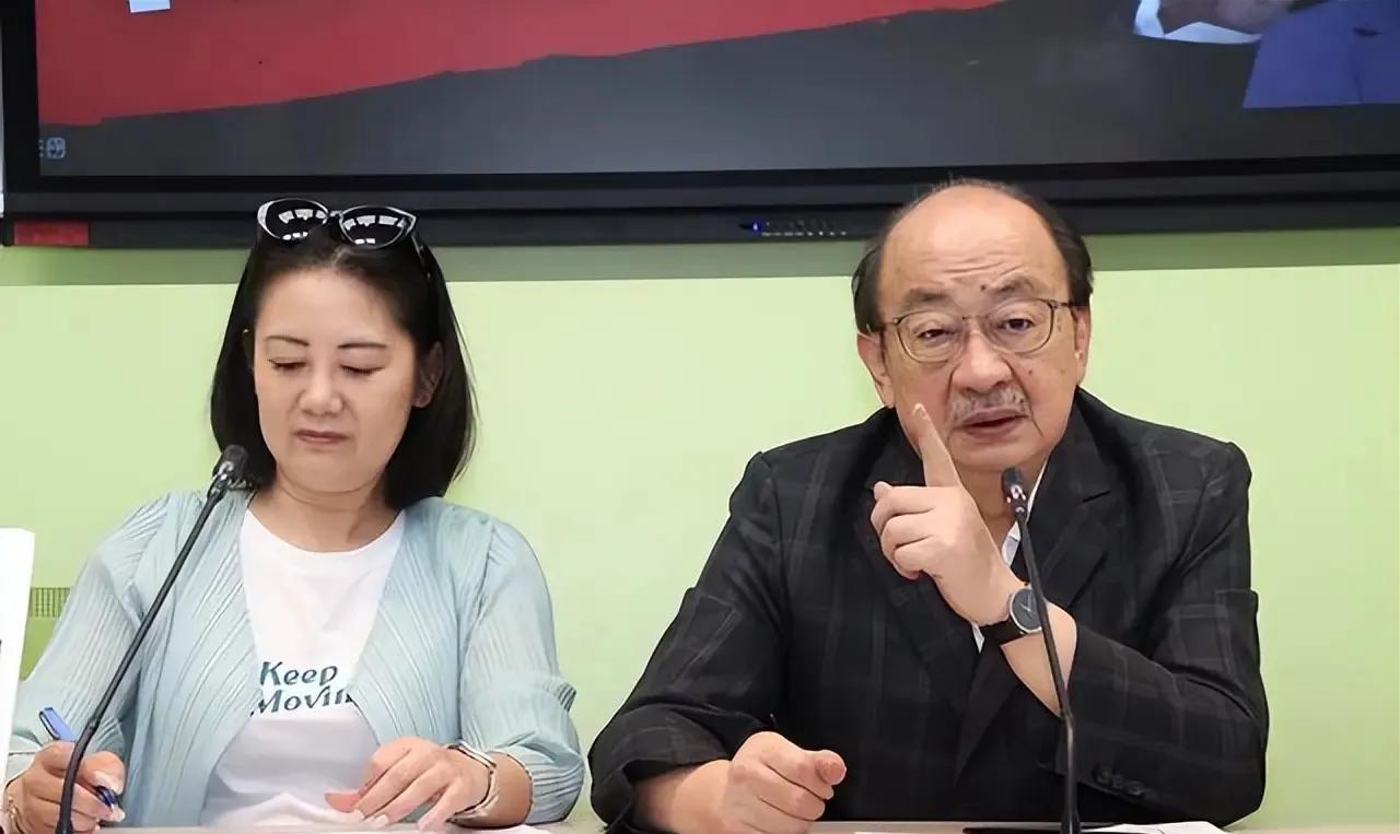 种种迹象表明赖清德要把“大罢免”大失败的黑锅，甩给民进党“民意机构”总召柯建铭，