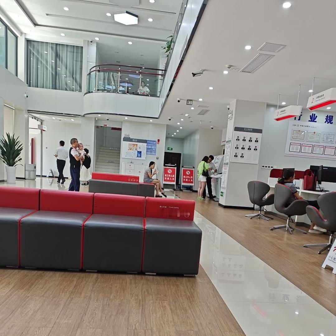 一位银行行长说:2026年你给银行的存款超过5万，只要说这5句话，银行工作人员