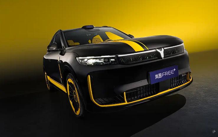 岚图FREE+运动定制版上市:27.99万元10月30日消息,岚图FREE+运动