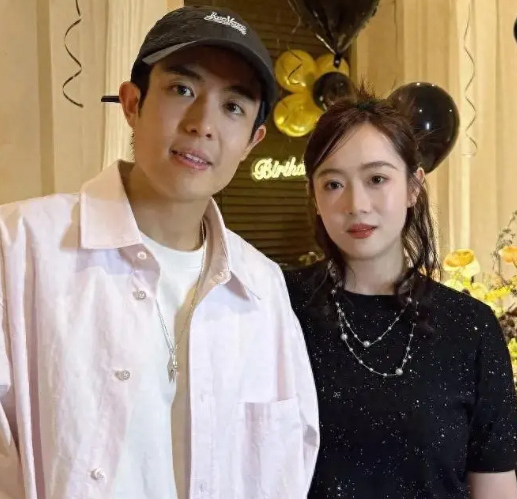 王星丁真被捧杀:娱乐圈遮羞布下的真相