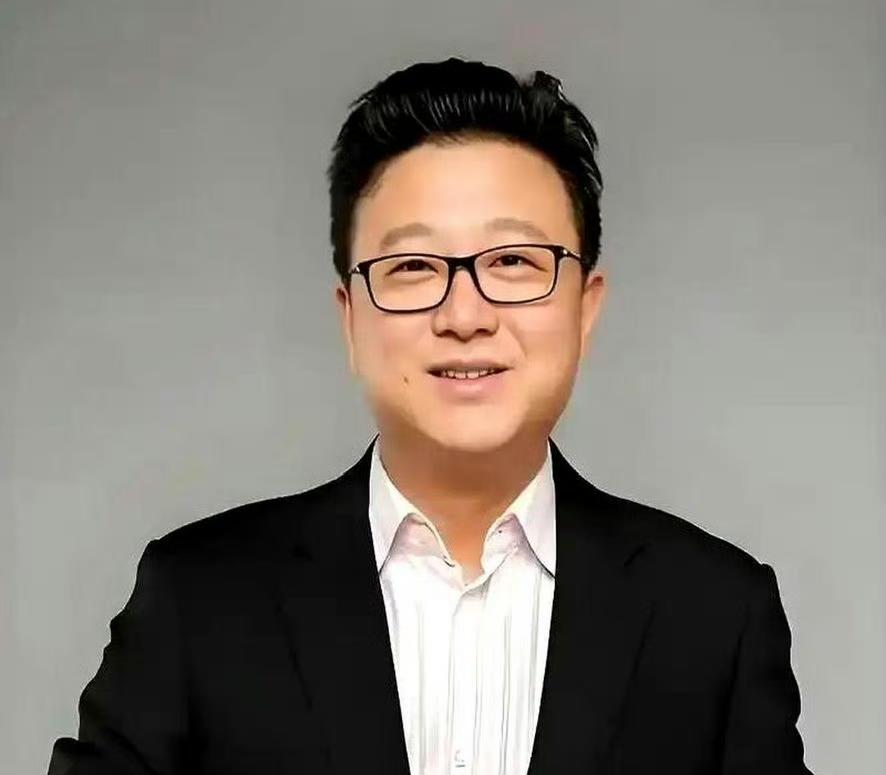先问大家一个问题，如果你手里有1400亿闲钱，你会怎么做？纵观国内互联网大佬，