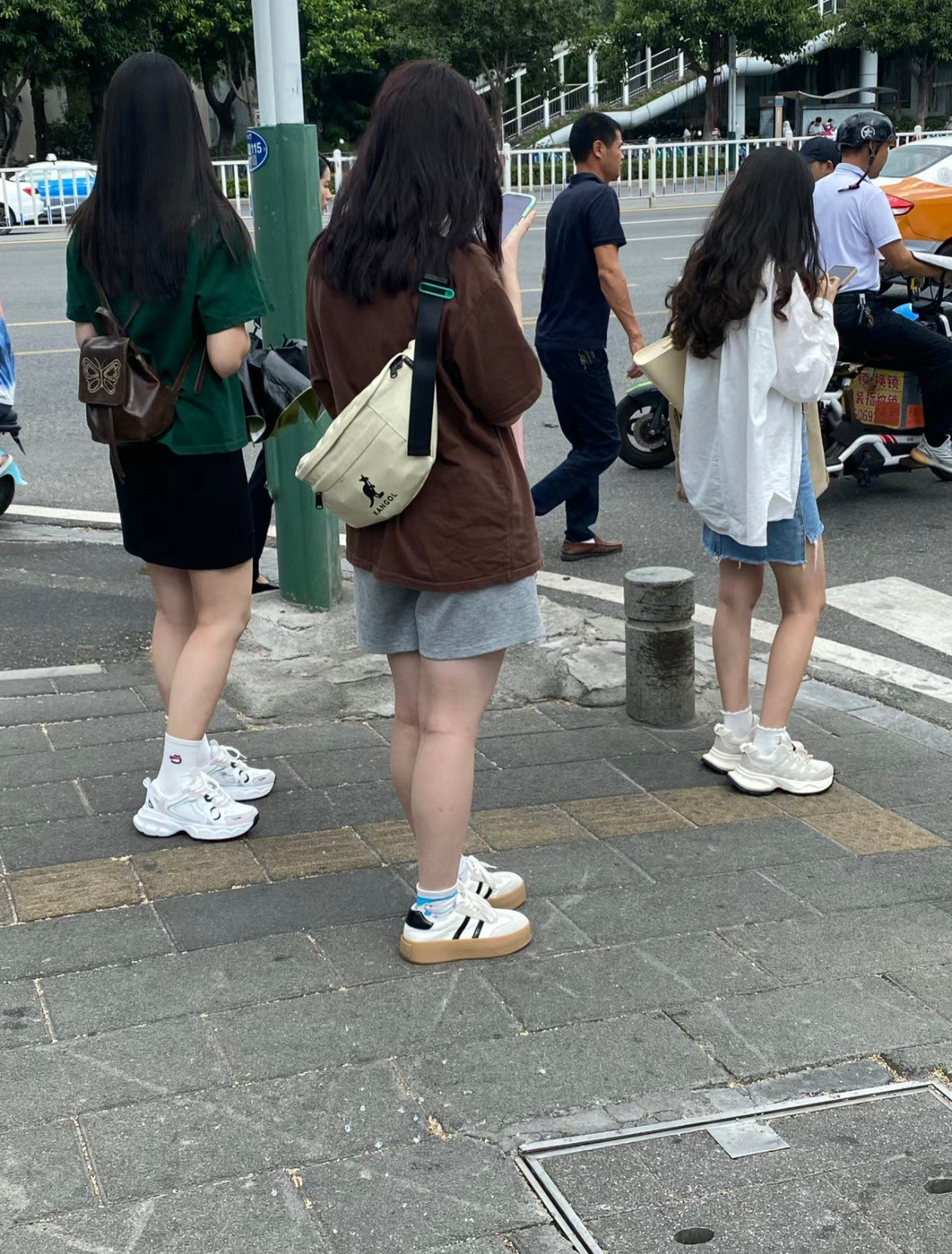 内向的人更显年轻