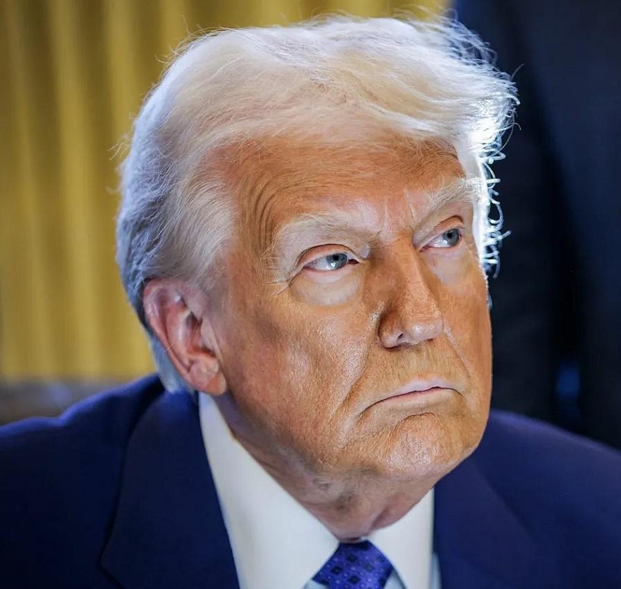 90%开战，美军集结完毕当地时间2月18日，特朗普顾问表示：特朗普正在失去耐