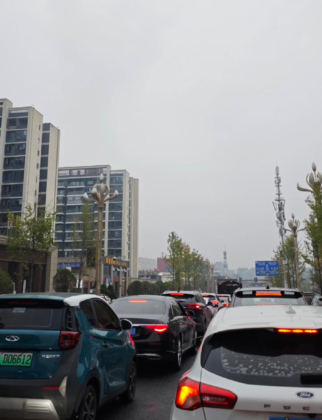 周五顺路捎了同事回家，今天她又开口，我没好意思拒绝，可这一次，我直接硬气了一回。