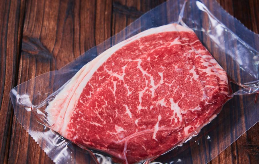 配额用尽！中国对澳牛肉重拳出击，失去中国市场澳洲慌了？近日，一则贸易消息在养殖