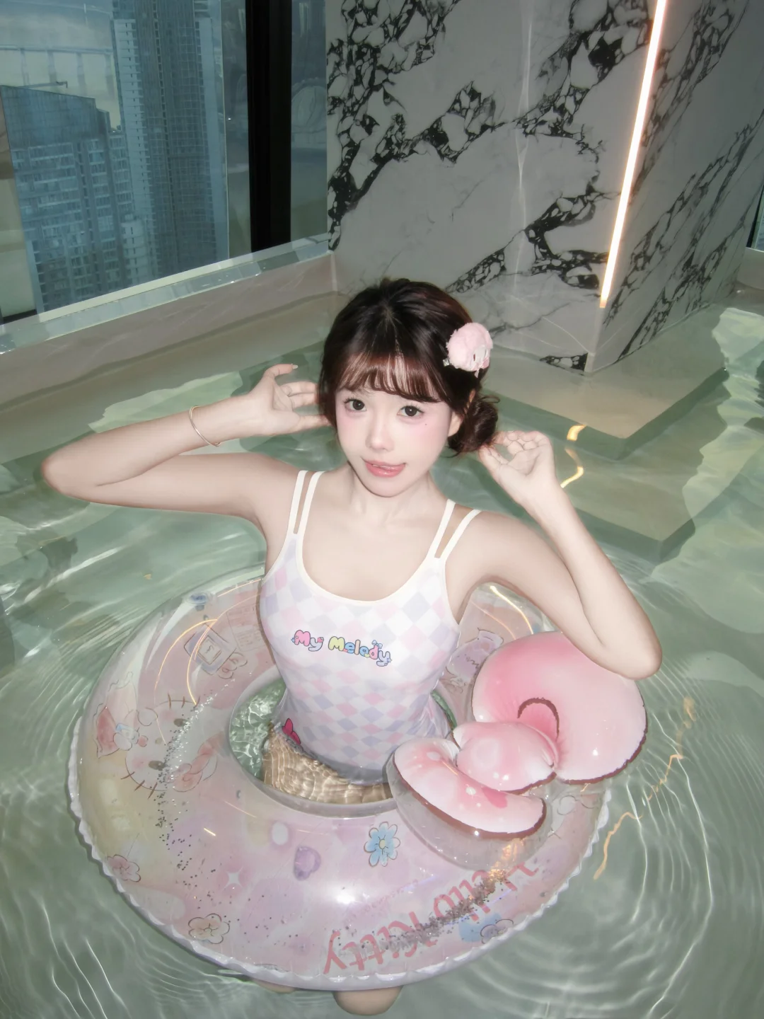 🛟🐥👙🫧🧽💦