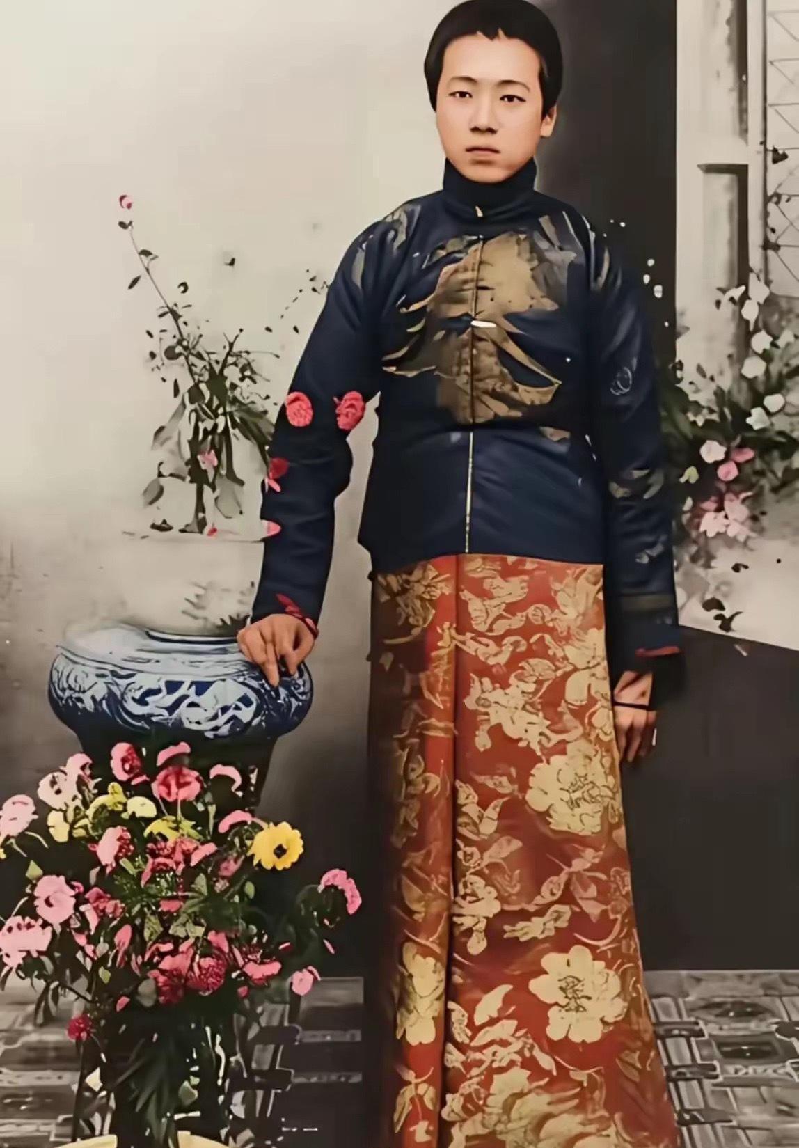 一代伟人周总理，年轻时的照片。