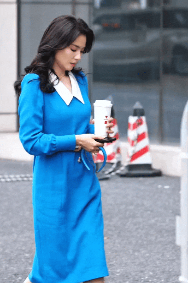 刘涛上班路透，尽情散发着她迷人的魅力！