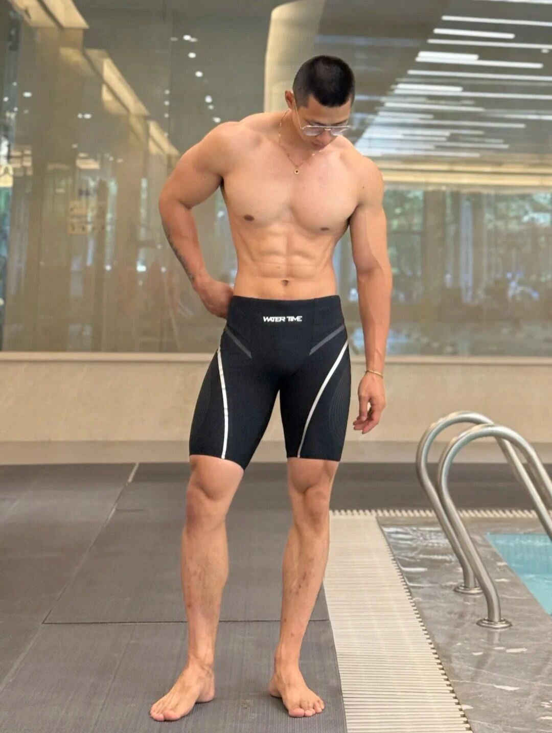 你若不勇敢，谁替你坚强；你若不努力，谁给你想要的生活。​​​
