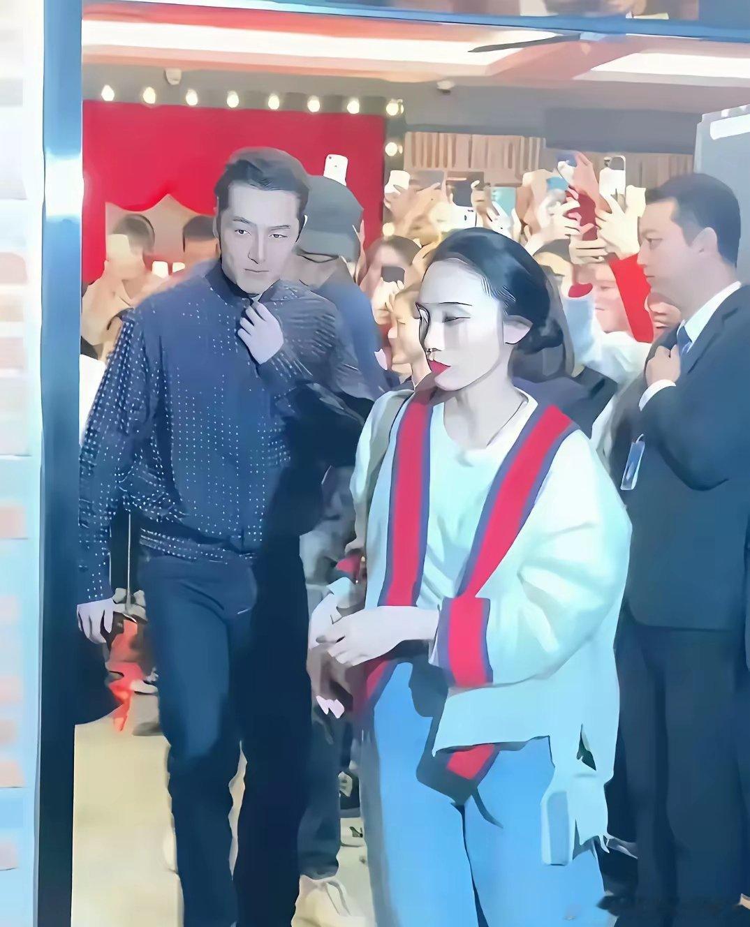 我敢说，黄曦宁很大概率，就是胡歌这漫漫一生中，遇到的最体贴的老婆了。胡歌拍《繁花