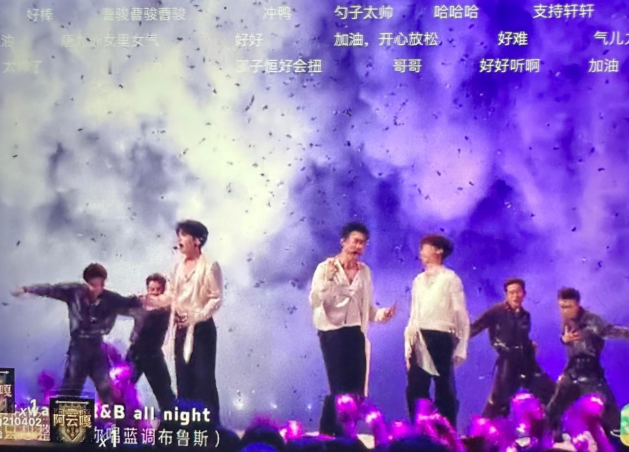 唐九洲、满江、邵子恒“183部落”完成度不低。但其中最稳的，还是满江——高音撑