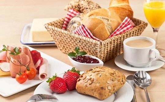 长期不吃早餐有什么影响长期不吃早餐会对身体和生活状态造成多方面的负面影响，不仅会