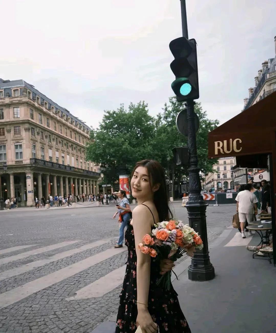 陈梦、你迷路了！你是运动员，不是娱乐明星。在美能美到那里，唉！除了P图，