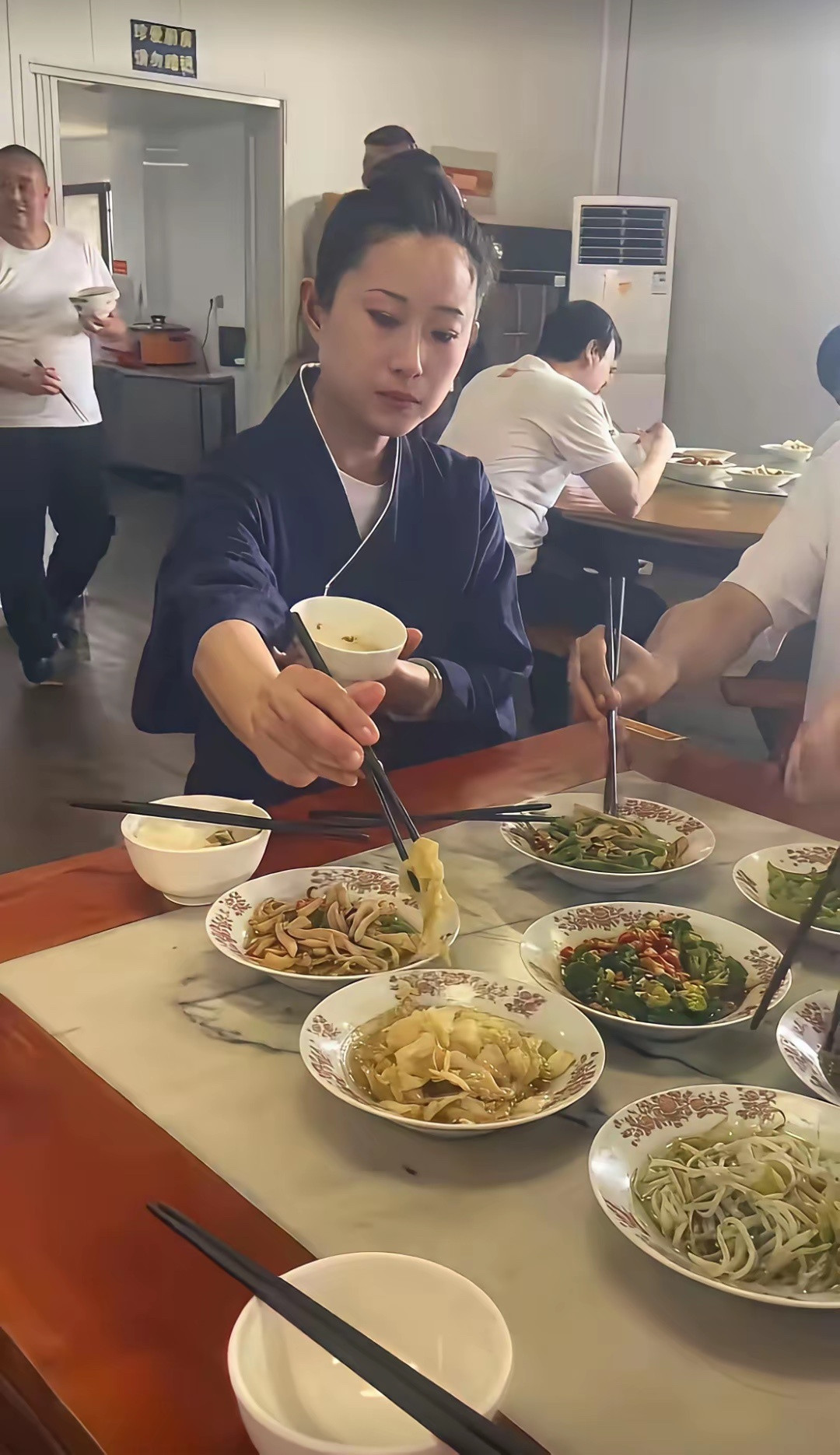 道士也有女的，尼姑也是女的。那女道士和尼姑有什么区别。​​​