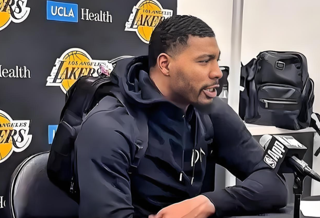 湖人拼了，背靠背老詹东契奇里弗斯全上场，斯玛特这话真提士气！今天湖人要在客场打