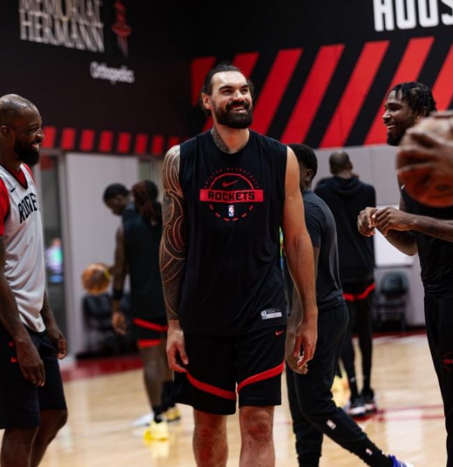 北京时间2月18号，火箭队即将迎来新的常规赛比赛，可以说火箭队在全明星之前的表现