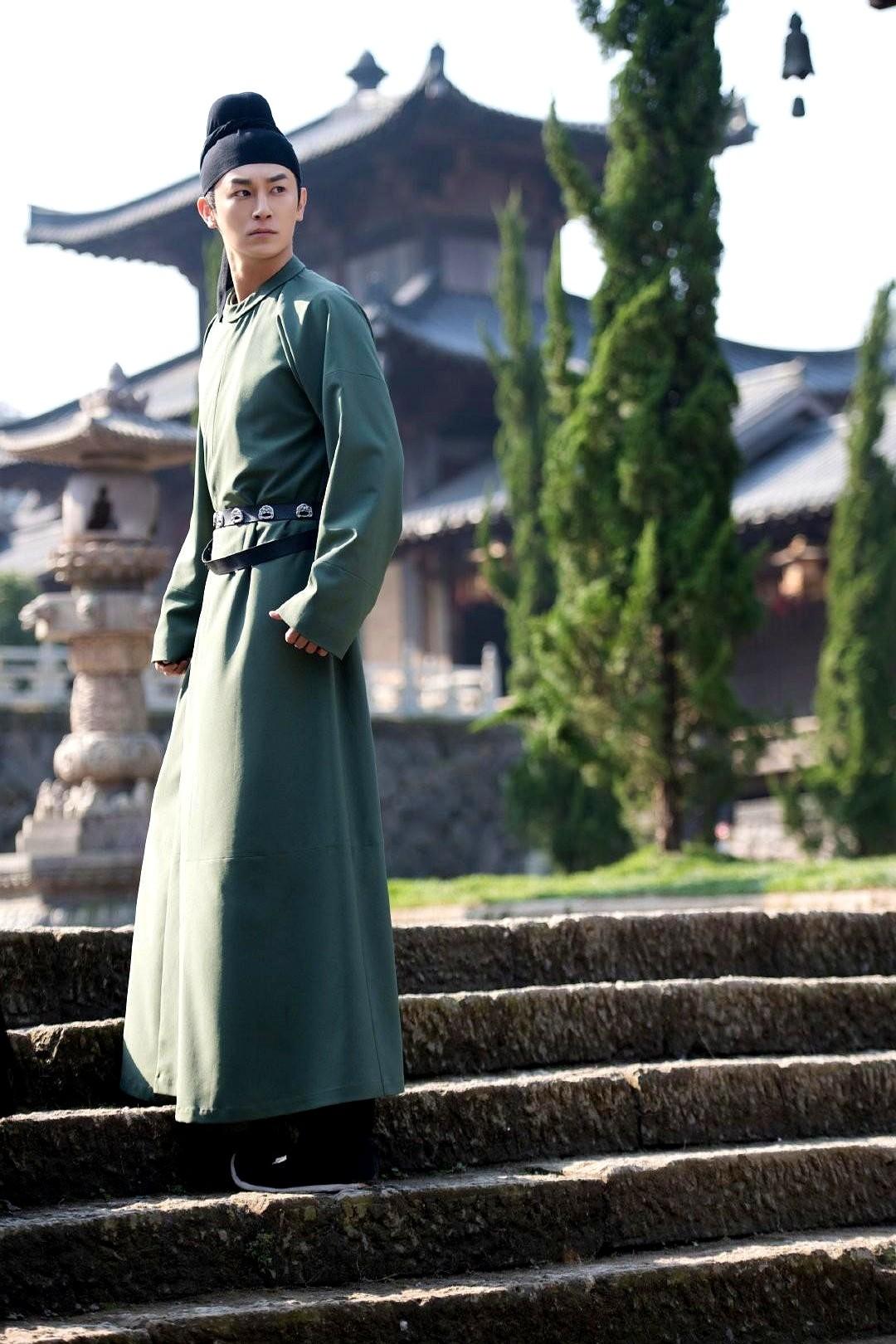 《唐朝诡事录之长安》收官了，成绩确实不错，热度轻松破万。主角杨旭文发了篇长文