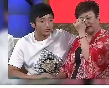 邹市明不想和冉莹颖离婚，原因根本不是邹市明说的那样，仅仅是因为离婚的沉没成本对他