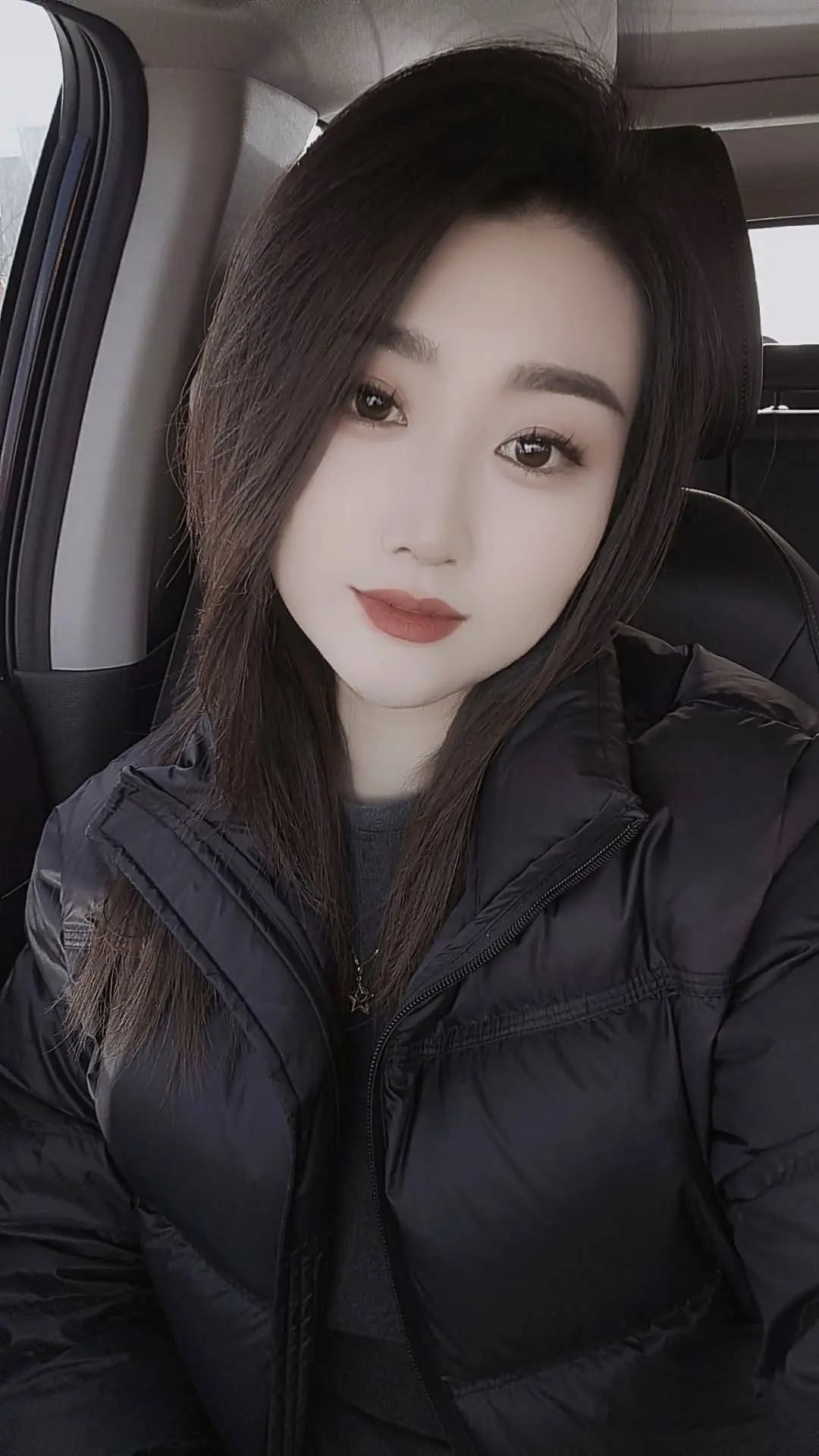 鸡下了一辈子的蛋，没有一个是自己吃的，牛耕了一辈子的田，没有一亩地是自...