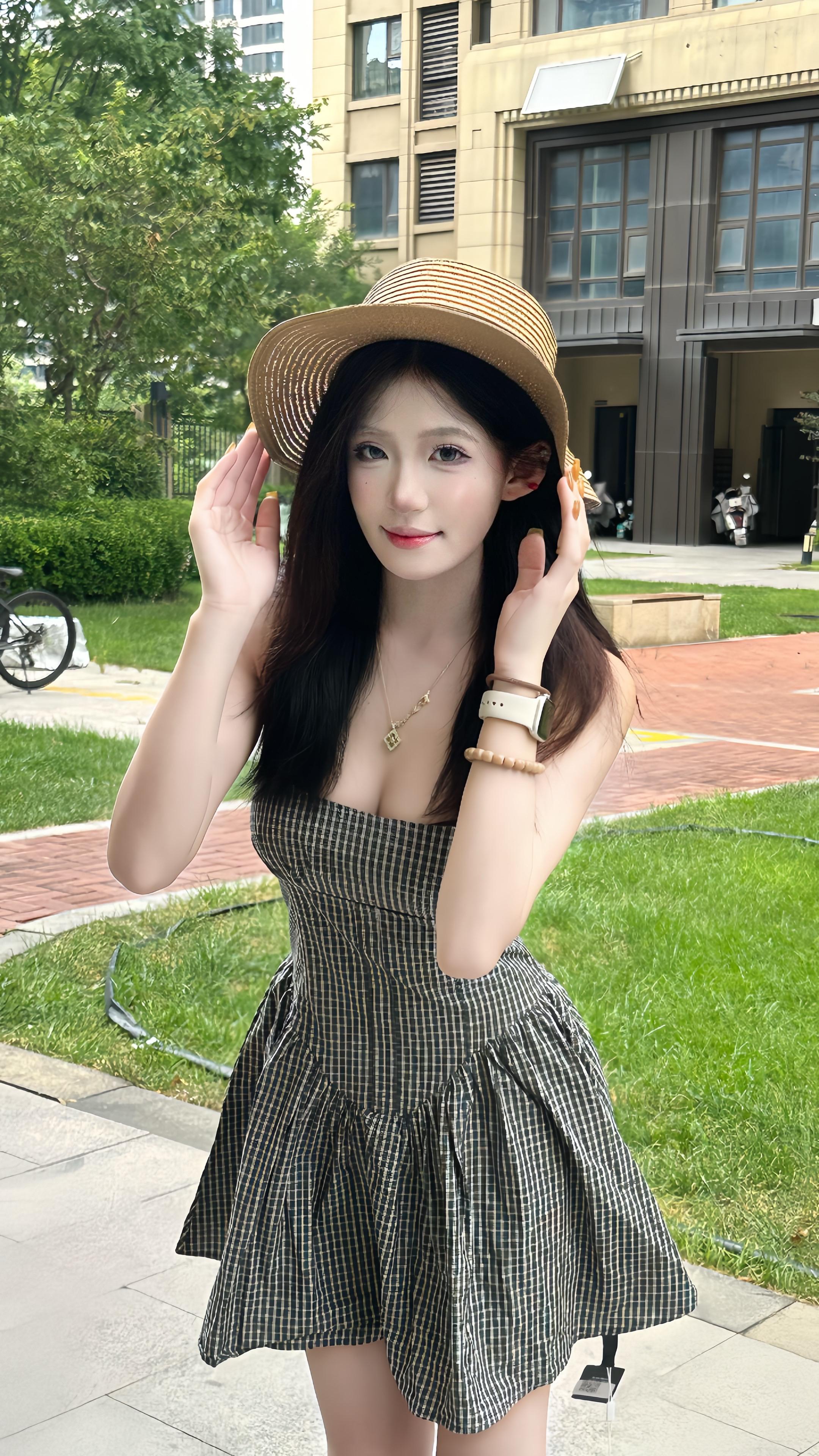 那天你捏我的脸 是觉得我可爱还是好骗